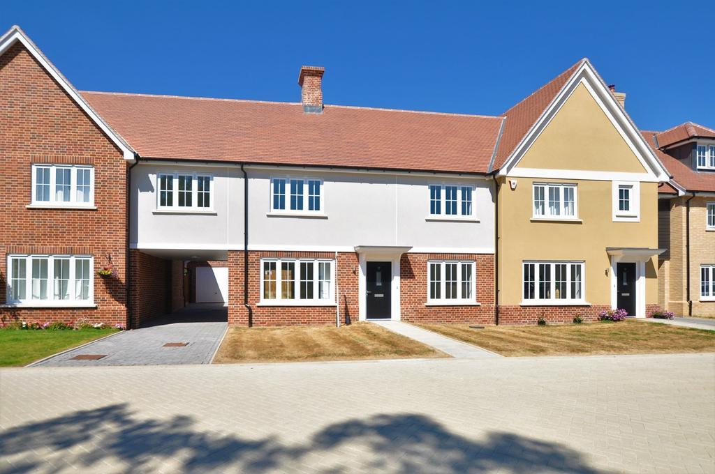 COGGESHALL WEST 4 bed link detached house for sale £625,000