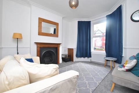 2 bedroom maisonette to rent, Greenford Avenue, Hanwell, W7
