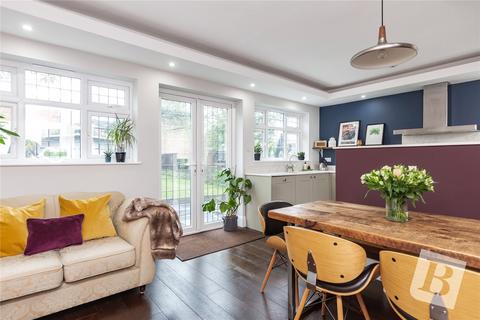 57 Waldegrave Gardens, Upminster, RM14 1UT