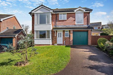 5 bedroom detached house to rent, Maddox Close, Monmouth, Osbaston
