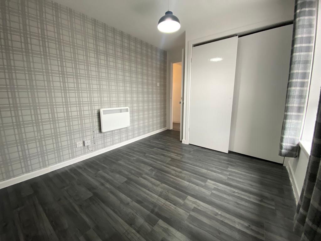 Foulford Street, Cowdenbeath, Fife, KY4 1 bed flat £550 pcm (£127 pw)