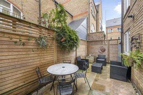 2 bedroom house to rent, Wapping High Street, London