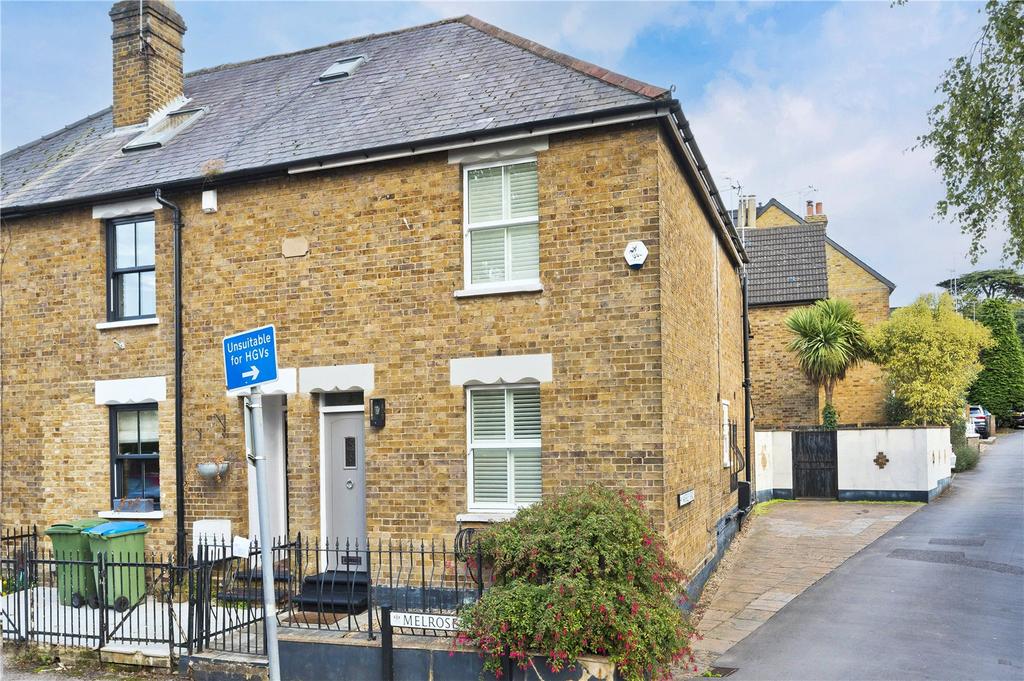 Melrose Road, Weybridge, Surrey, KT13 2 bed property £2,250 pcm (£519 pw)