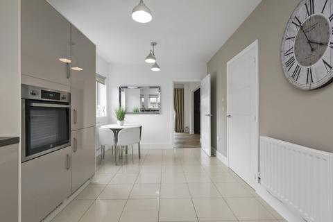 33 Kinlouch Crescent, Rosewell, EH24 9BY