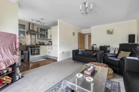 2 bedroom flat for sale, Viridian Square,  Aylesbury,  HP21