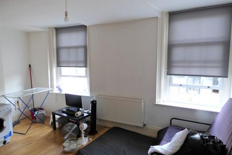 1 bedroom flat for sale - LEATHERHEAD