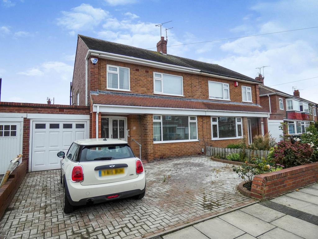 Rathmore Gardens, North Shields, Tyne... 3 bed semidetached house £