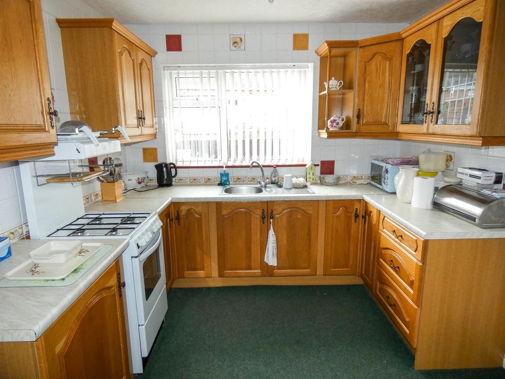 Rathmore Gardens, North Shields, Tyne... 3 bed semidetached house £