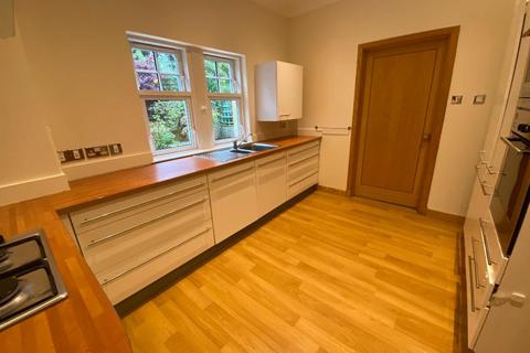 3 bedroom mews to rent, Church Hill, Morningside, Edinburgh, EH10