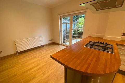 3 bedroom mews to rent, Church Hill, Morningside, Edinburgh, EH10