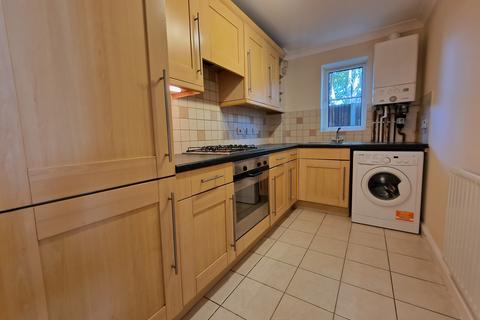 2 bedroom flat to rent, Jessamine Road, Shirley Warren