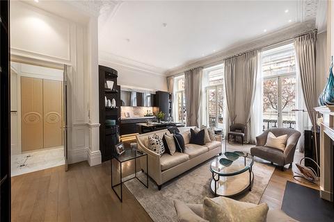 2 bedroom apartment to rent, Ennismore Gardens, Knightsbridge, London, SW7