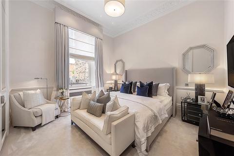 2 bedroom apartment to rent, Ennismore Gardens, Knightsbridge, London, SW7