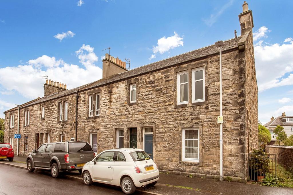 Station Road, Roslin, EH25 2 bed flat - £135,000