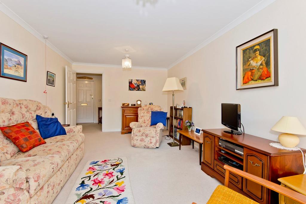 Eden Court, Station Road, Cupar, KY15 2 bed flat £185,000