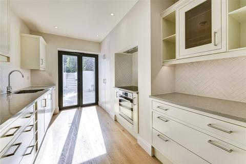 2 bedroom apartment to rent, Ramsden Road, London, SW12