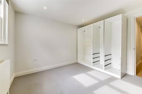 2 bedroom apartment to rent, Ramsden Road, London, SW12