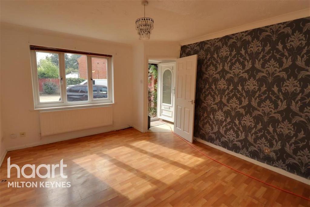 Chalwell Ridge, Shenley Brook End 3 bed semidetached house £1,400