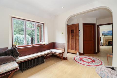 4 bedroom detached house for sale - Rucklers Lane, Kings Langley, Herts, WD4