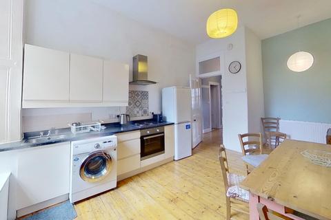 2 bedroom flat to rent, Marchmont Road, Edinburgh, EH9