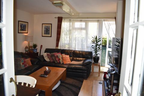 3 bedroom flat for sale, Milson Road, Brook Green, , W14 0LF