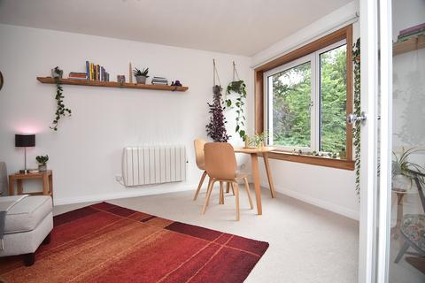 99 Springfield, Edinburgh, EH6 5SD