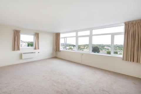 2 bedroom flat to rent - Harley Court, Harley Place, BS8