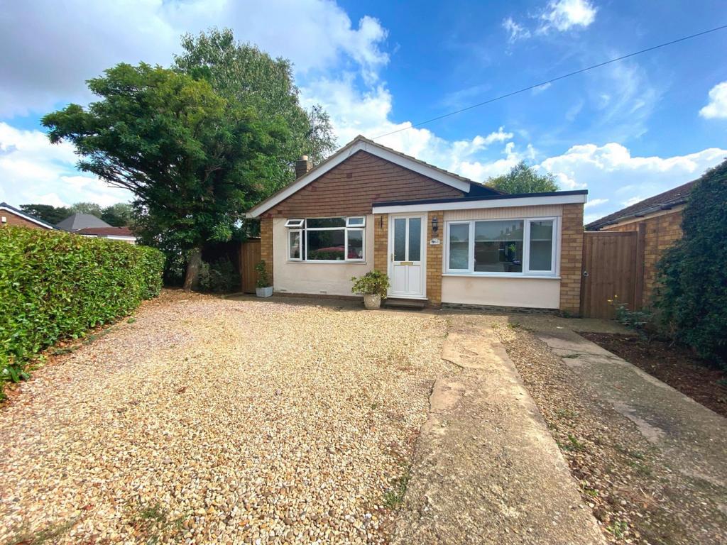 Goodwood Avenue, Parklands, Northampton NN3 6EF 2 bed detached bungalow for sale £285,000