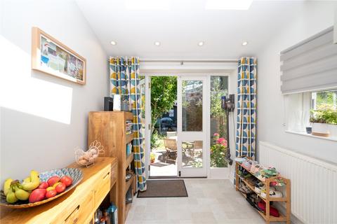 3 bedroom terraced house to rent, Arthur Road, St. Albans, Hertfordshire