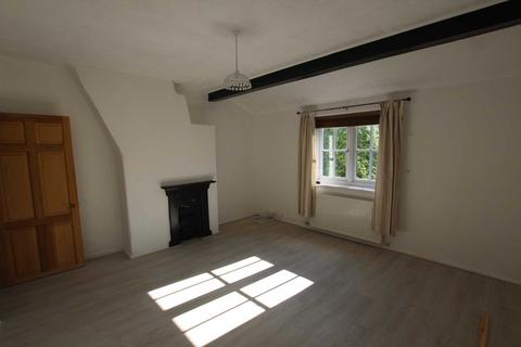 2 bedroom cottage to rent, Livesey Street, Manchester