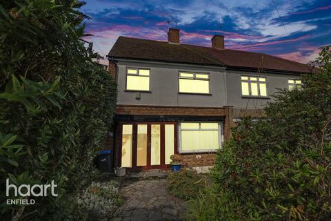 24 Lower Kenwood Avenue, Enfield, EN2 7LT