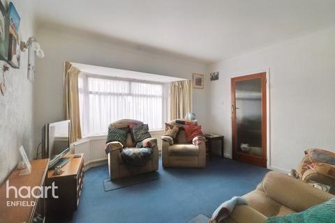 24 Lower Kenwood Avenue, Enfield, EN2 7LT