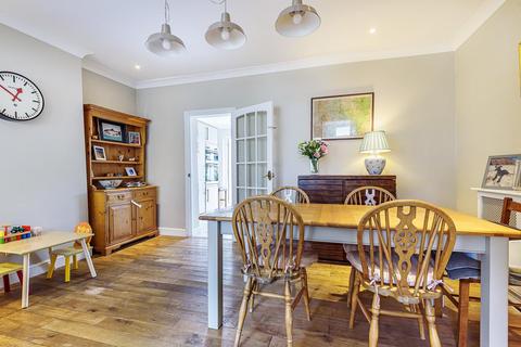 31 Bertal Road, London, SW17 0BX