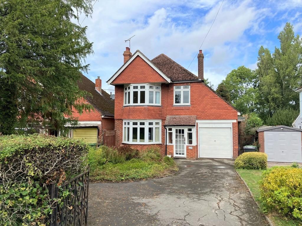 The Causeway, Petersfield, Hampshire 3 bed detached house £700,000