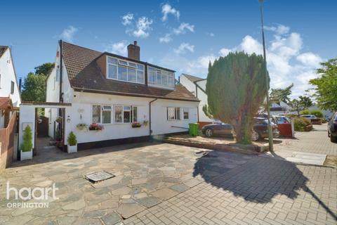 59 Grasmere Gardens, Orpington, BR6 8HF