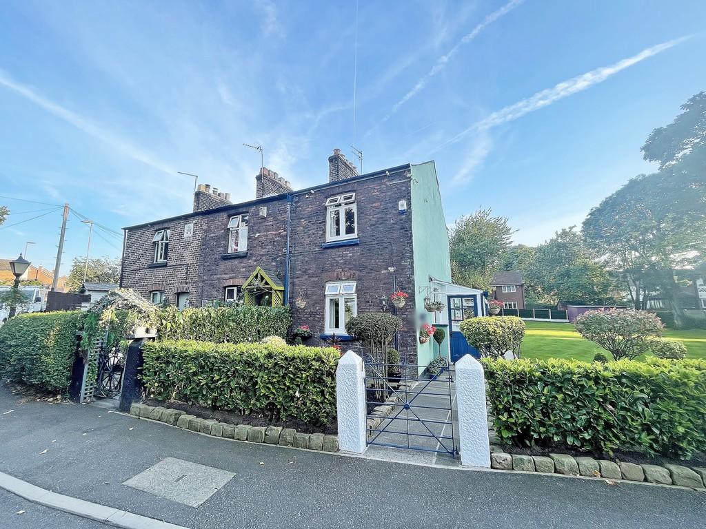 Townend Cottage, Hall Lane, Widnes 2 bed cottage for sale £320,000
