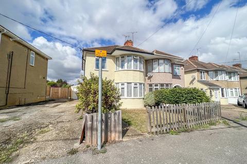 16 Broad Walk, Hockley, SS5 5DD