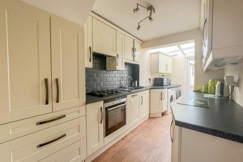 16 Broad Walk, Hockley, SS5 5DD