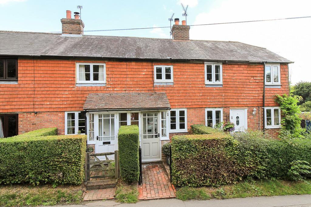 Middle Lane, Rushlake Green 2 bed terraced house £375,000