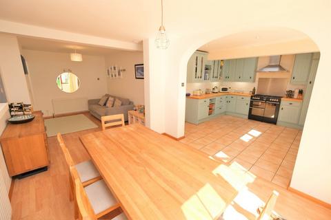 21 Spring Gardens, Orpington, BR6 6HJ