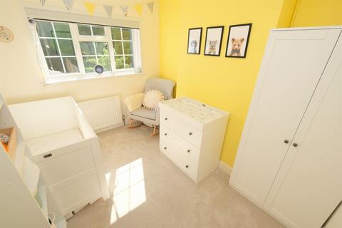 21 Spring Gardens, Orpington, BR6 6HJ