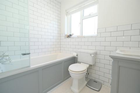 21 Spring Gardens, Orpington, BR6 6HJ
