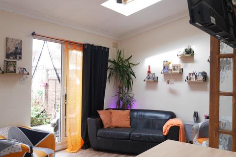 70 Westbrook Road, Hounslow, TW5 0NG