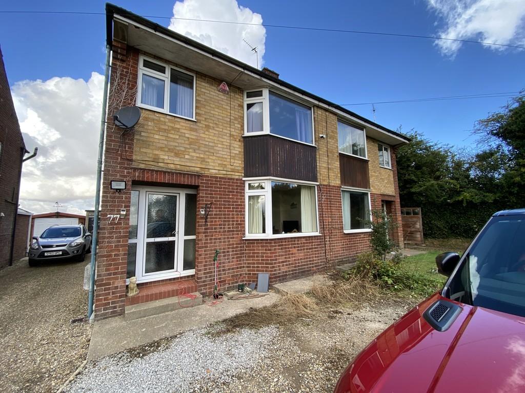 Hutton Road, Cranswick 3 bed semidetached house £200,000