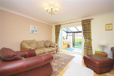 4 bedroom detached house to rent, Murieston Park, Livingston