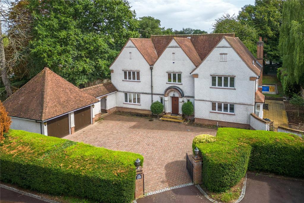 Drakes Meadow, Sheering Road, Harlow... 5 bed detached house £1,395,000