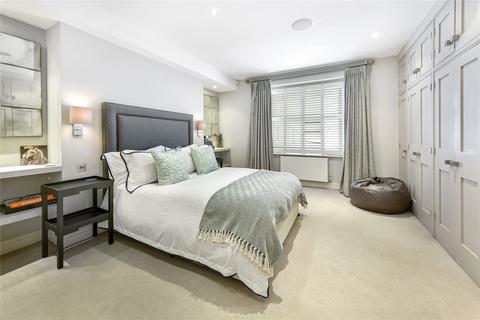 3 bedroom flat to rent, Cranley Place, South Kensington, London