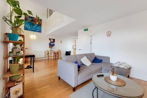 3 bedroom flat for sale, Manbey Park Road, Stratford, London, E15