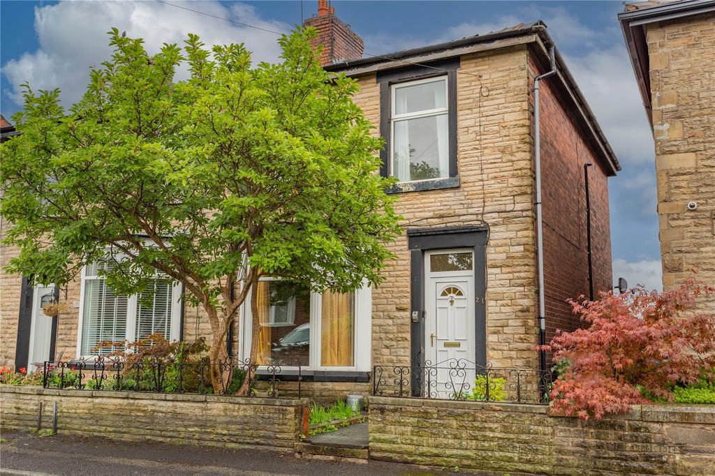 Manor Road, Shaw, Oldham, Greater... 3 bed terraced house £225,000