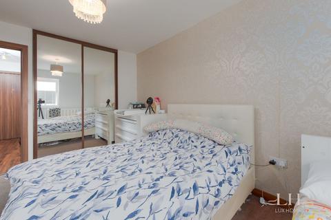 Flat 1, Springwell Court, 2 Millfield Close, Hornchurch, RM11 1GS